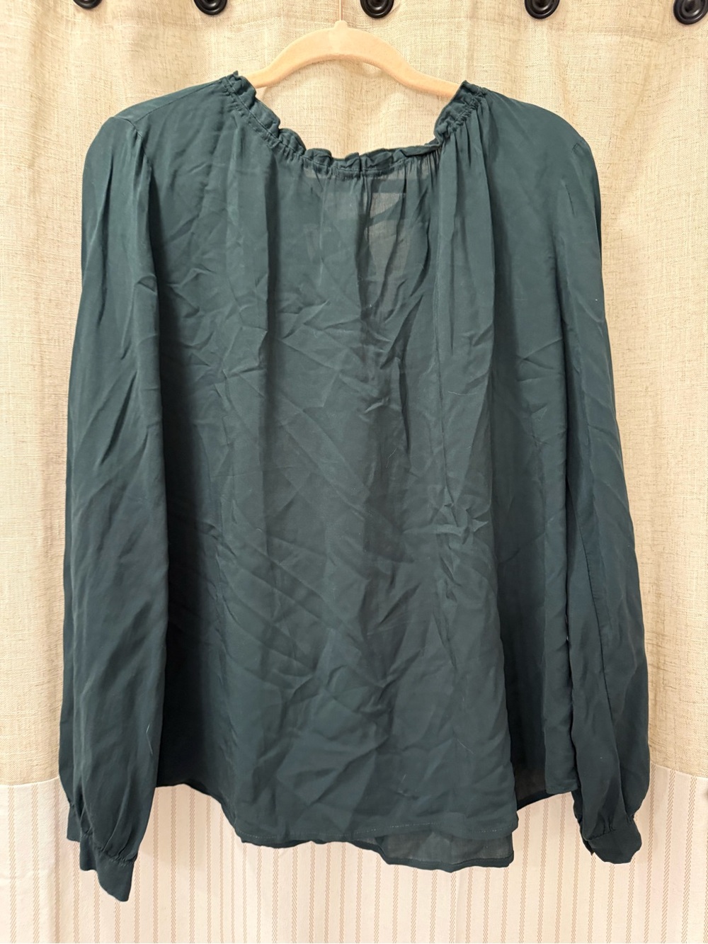 Velvet by Graham & Spencer Dark Teal Long-Sleeve Peasant Top